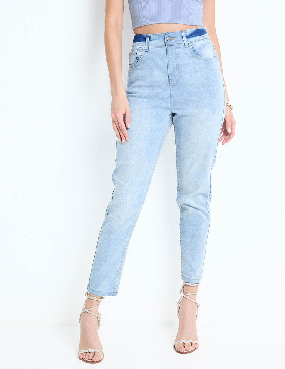 Jeans slim para mujer