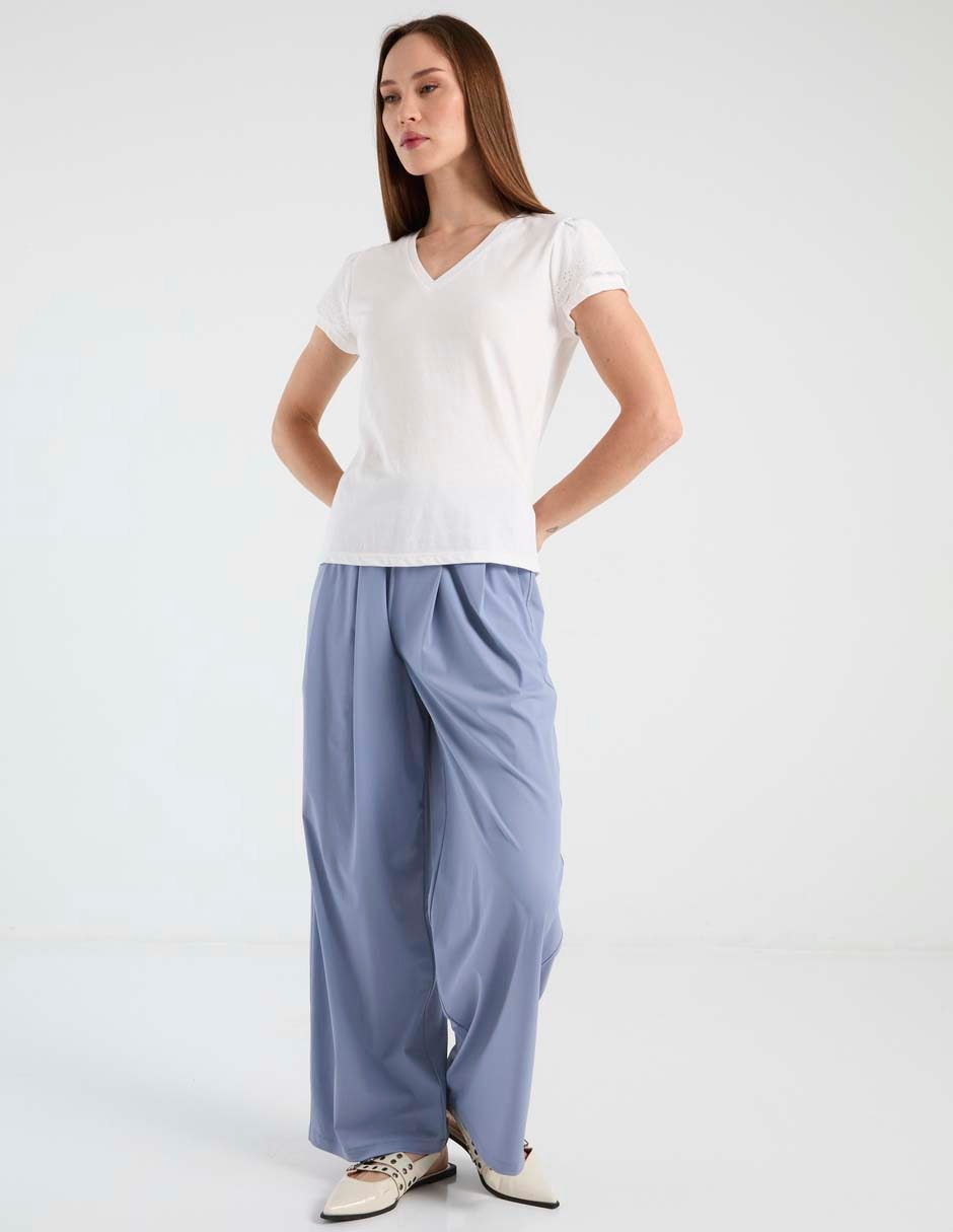 Playera manga corta cuello V para mujer 3