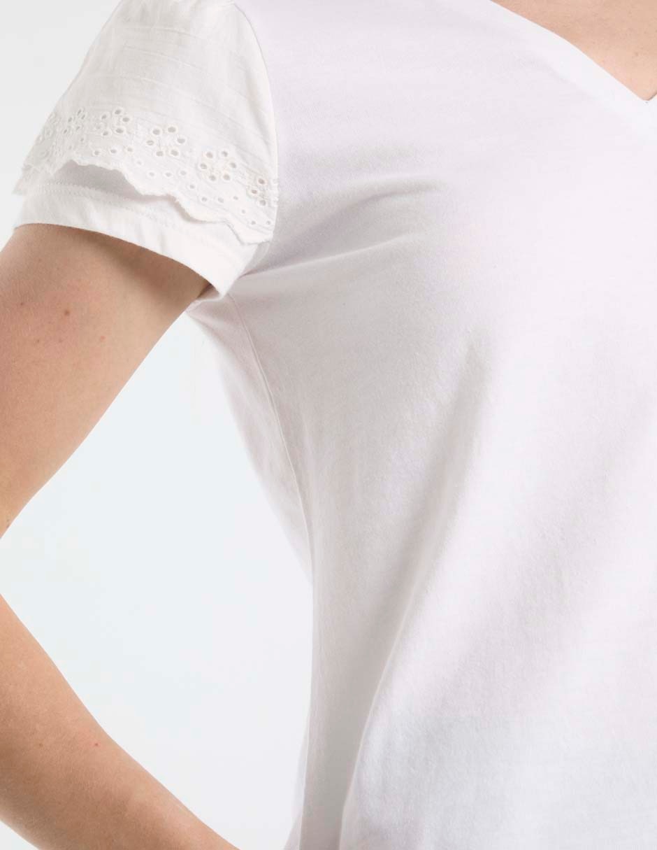 Playera manga corta cuello V para mujer 4