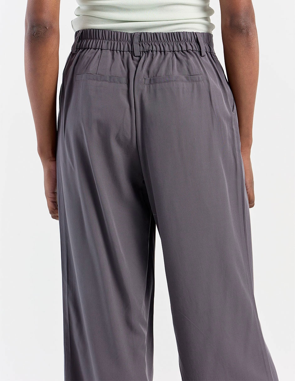 Pantalón relaxed amplio para mujer 5