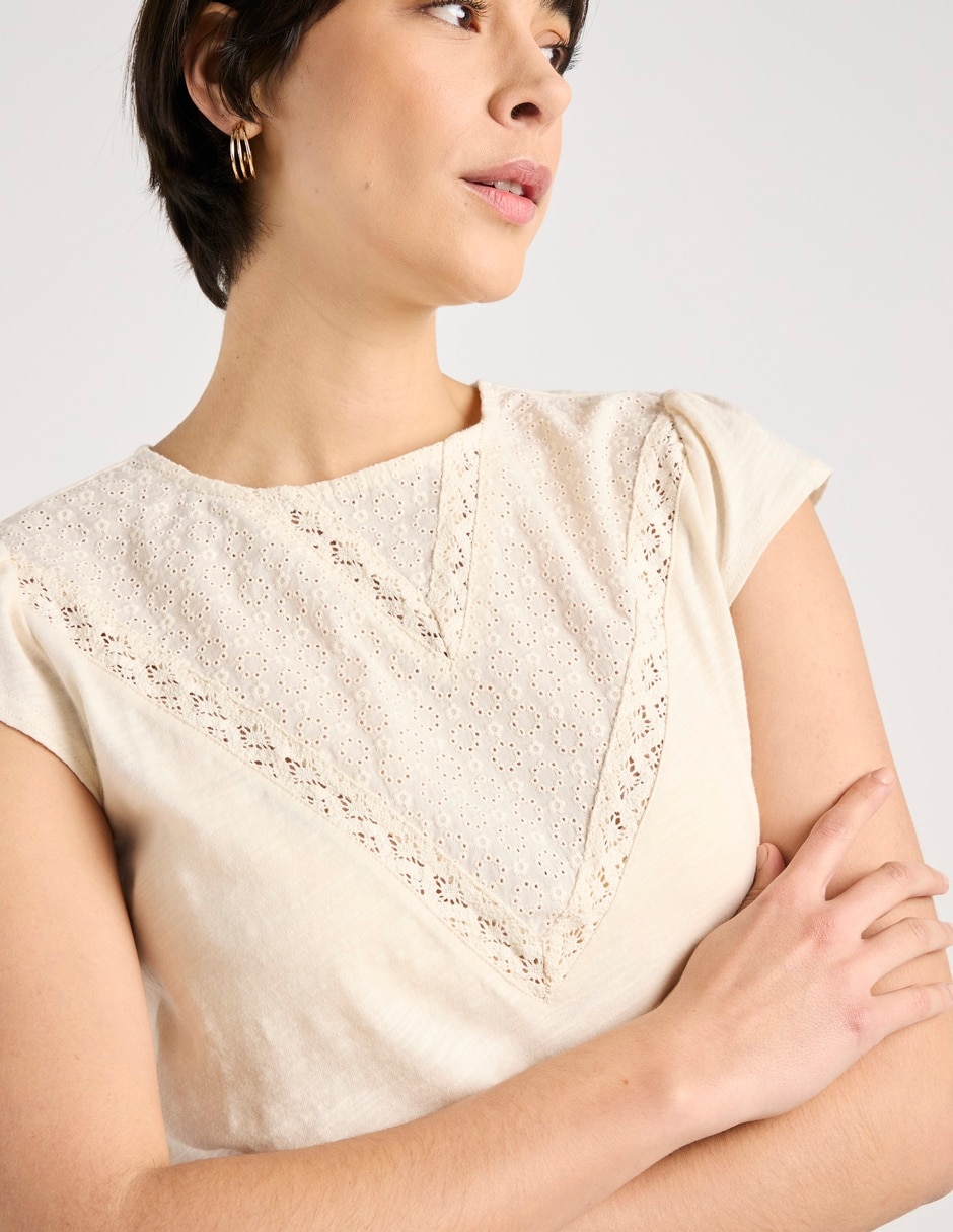 Playera manga corta cuello redondo para mujer 4