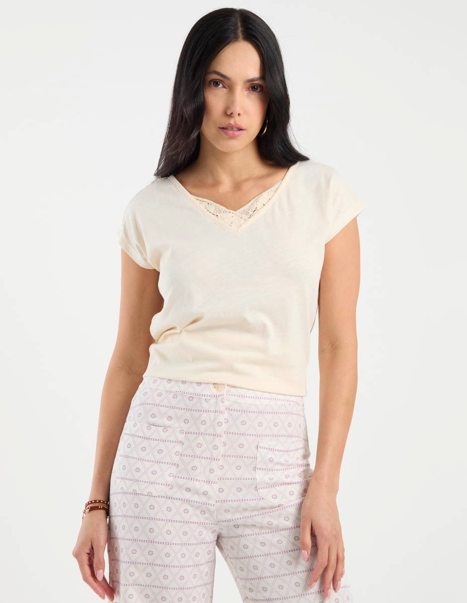 Playera manga corta cuello V para mujer 2