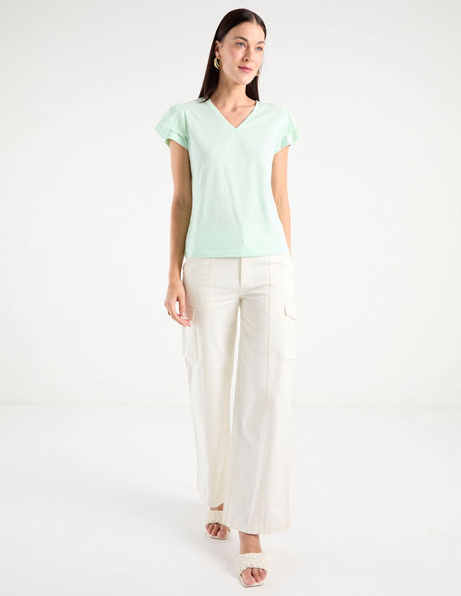 Playera manga corta cuello V para mujer 3