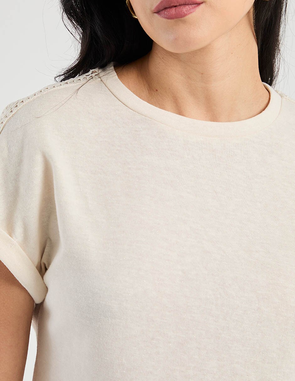 Blusa manga corta cuello redondo para mujer 4