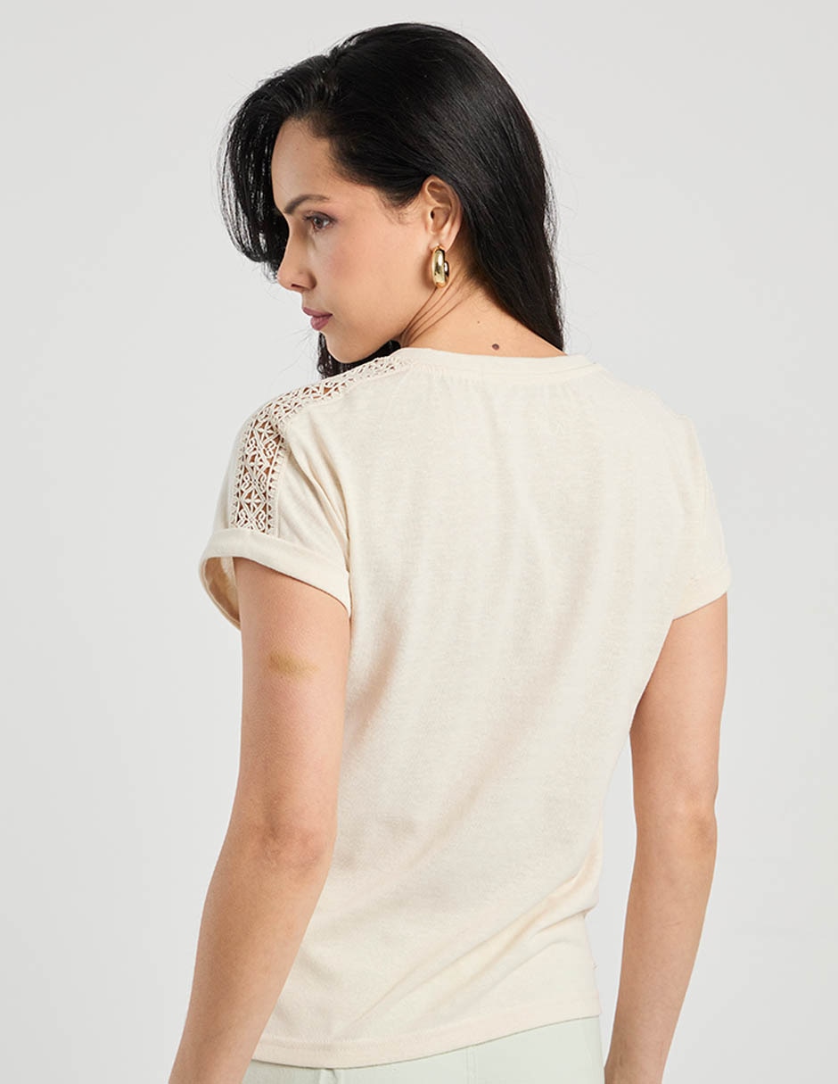 Blusa manga corta cuello redondo para mujer 6
