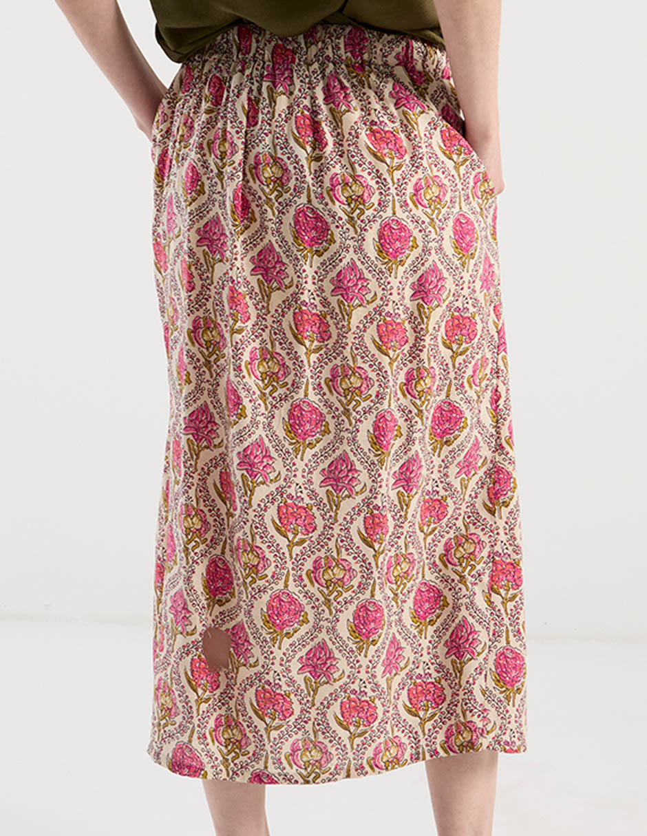 Falda crop a la cintura 5