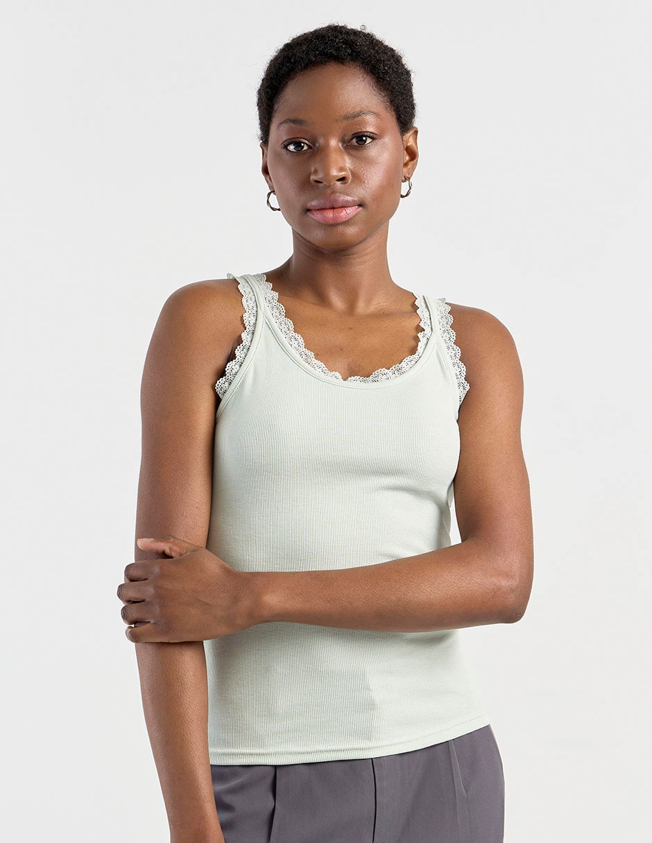 Top cuello redondo tirante delgado