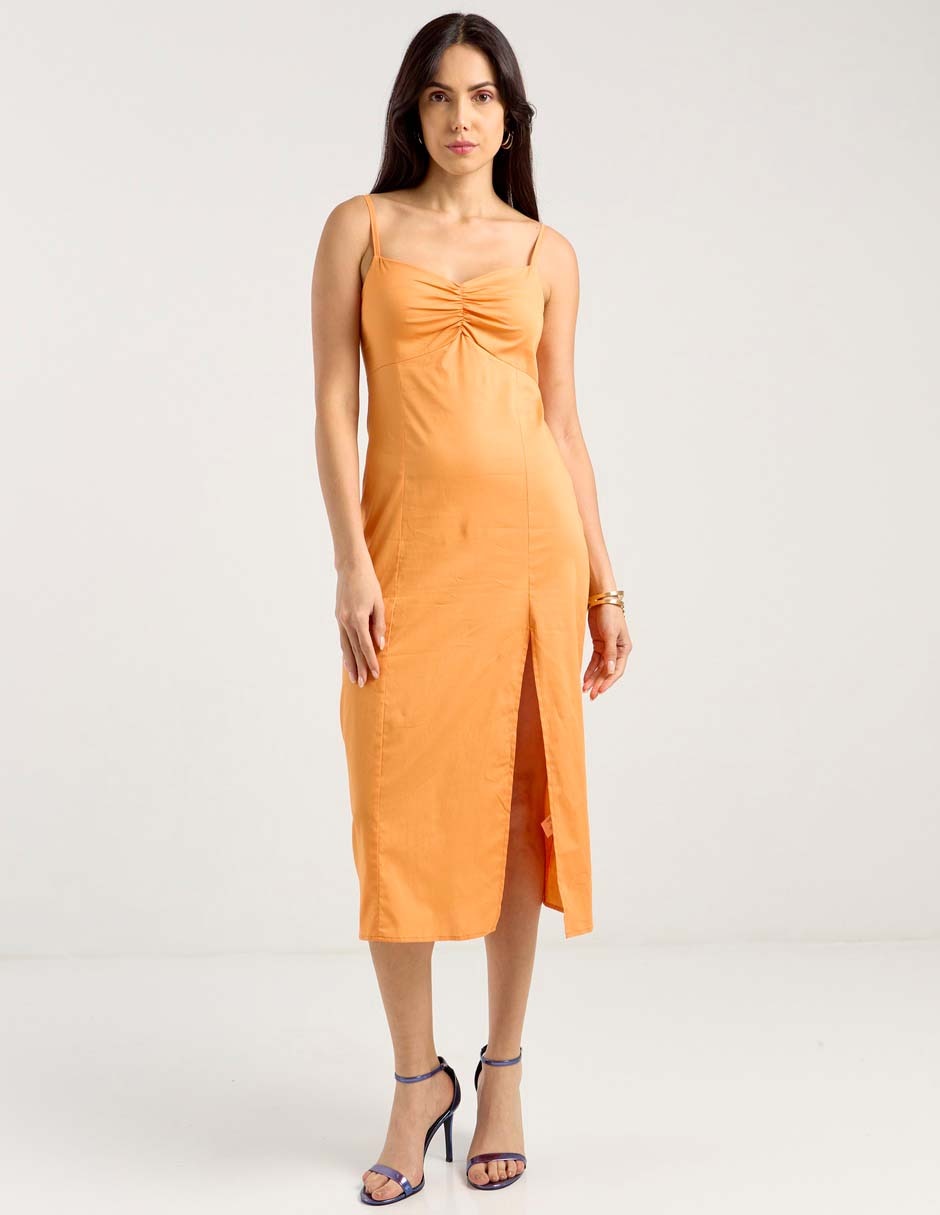 Vestido midi Vestido midi