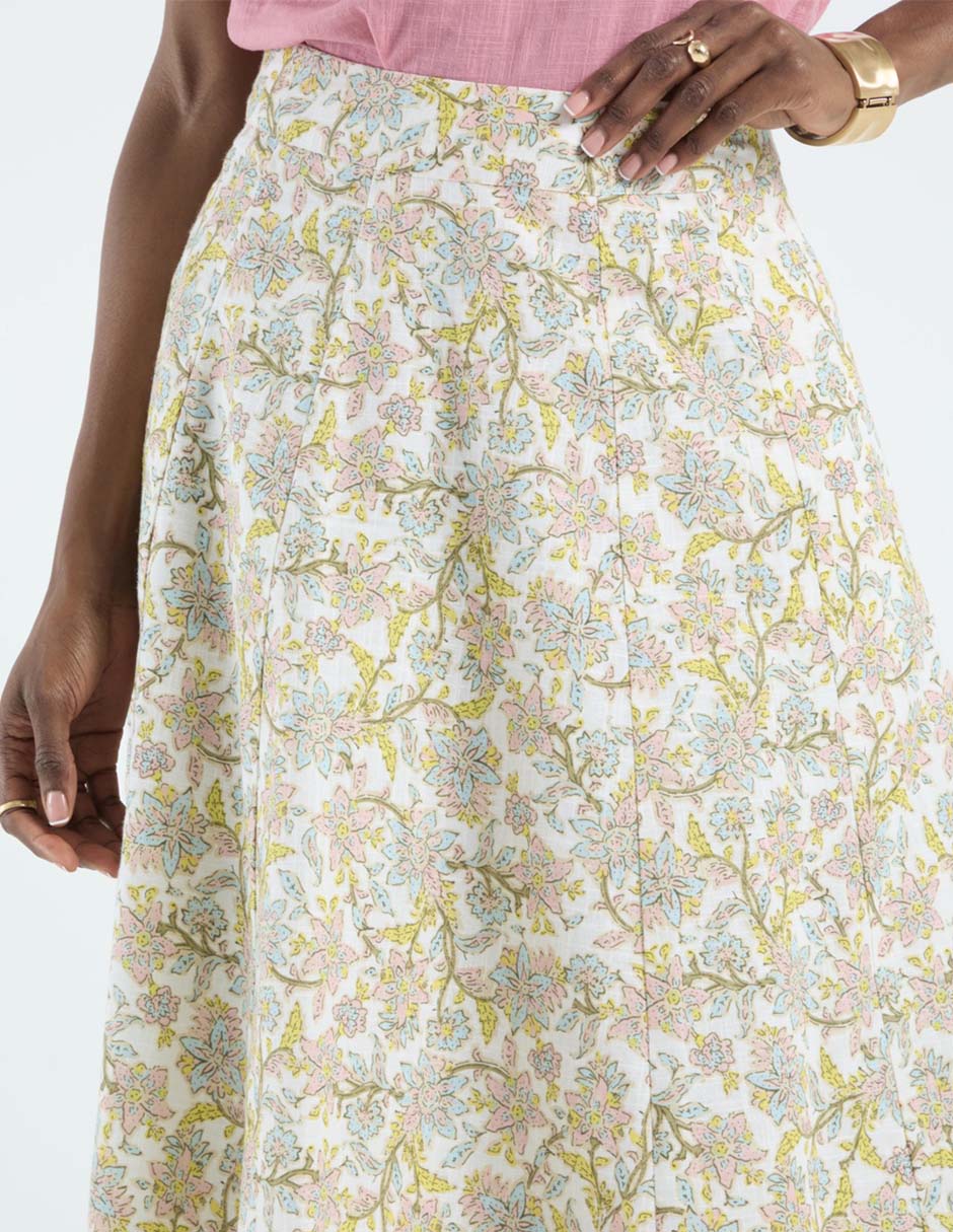 Falda crop a la cintura 4