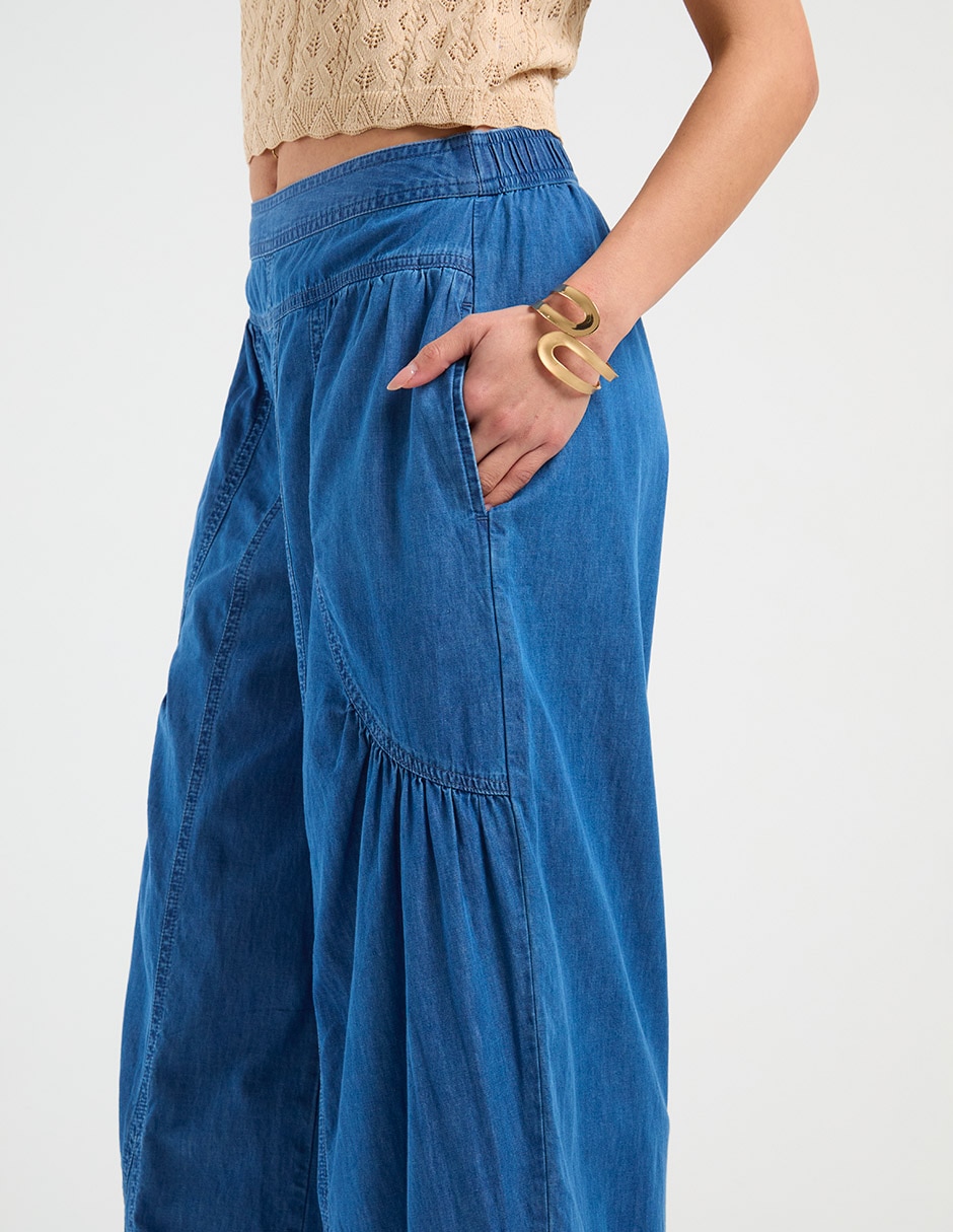 Jeans relaxed acampanado para mujer 5